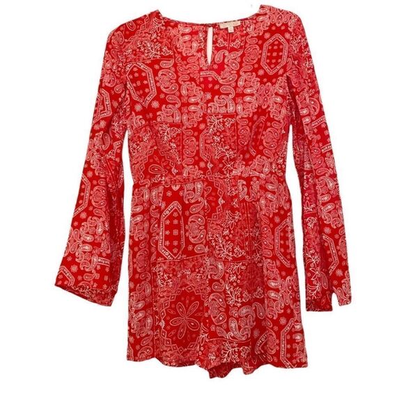 GB Gianni Bini Long Sleeve Red Floral Romper Size S - Picture 6 of 8